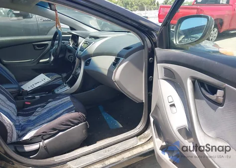 2012 Hyundai Elantra Gls (Ulsan Plant) z USA, uszkodzony, nr VIN KMHDH4AEXCU174890